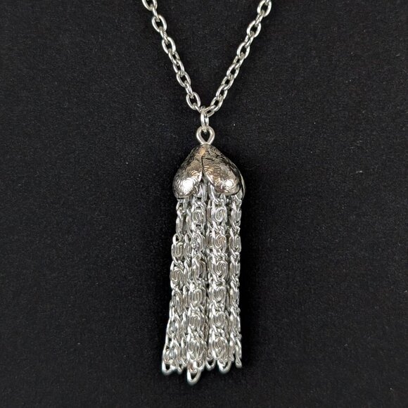 (2/$20) Dangling Snail Chain Tassel Pendant Necklace - Picture 2 of 5